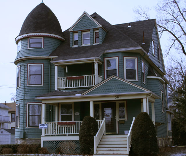 Reproduction of Sash with Curved Window Glass